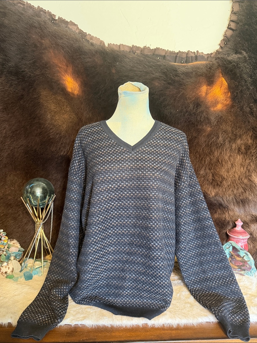 Men's V-Neck Textured Knit Sweater - Charcoal Heather